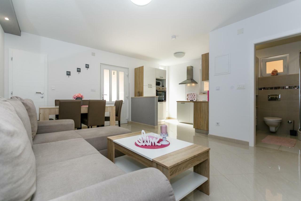 Brajutovci 26 Apartman *